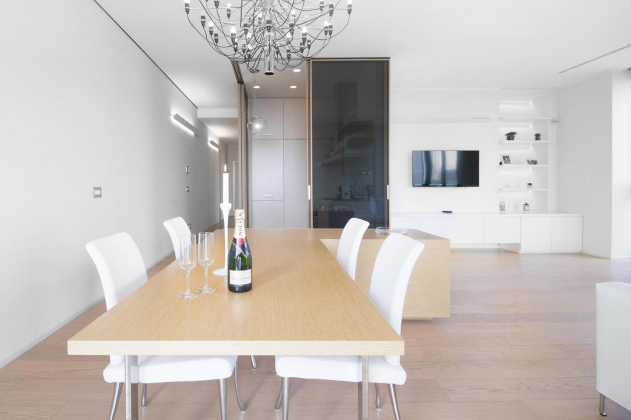 Stylish Elegant Suite In Torre Solaria With Exclusive Milan'S View ภายนอก รูปภาพ
